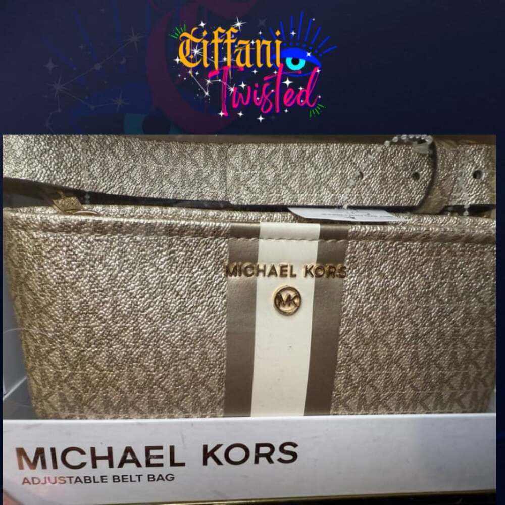 Michael Kors Adjustable Belt Bag Gold Signature NWT In Box - Picture 3 of 4